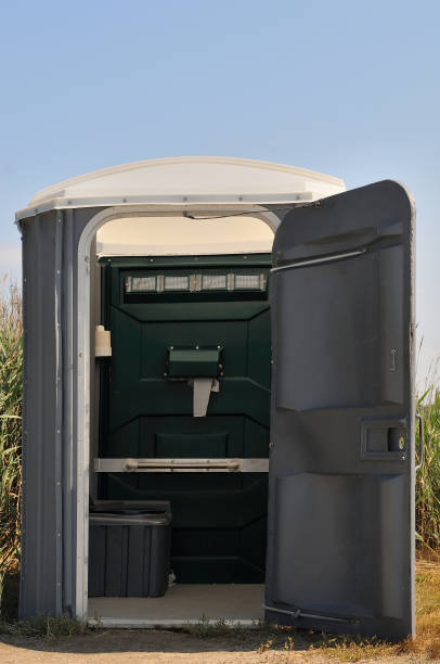 Best Porta potty rental near me  in Ballville, OH